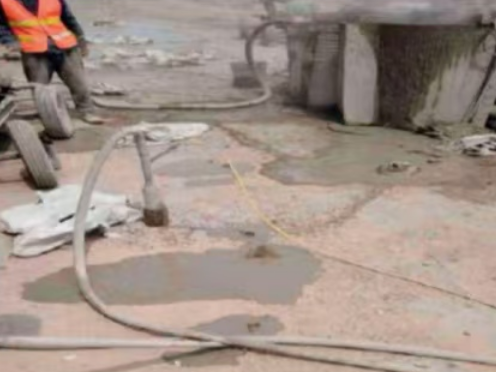 清新水泥混凝土路面板底注浆技术 路面脱空注浆整治方案