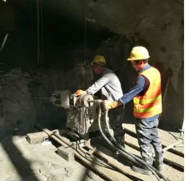 清新水下抗分散灌浆料特点 水下不分散注浆料介绍